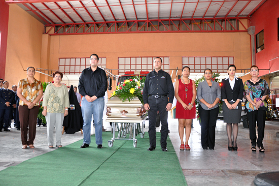 Ofrece municipio honras fúnebres a bombero