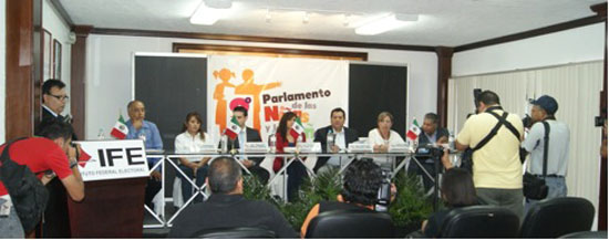 Presentan el 9° Parlamento de las Niñas y los Niños de México 2013