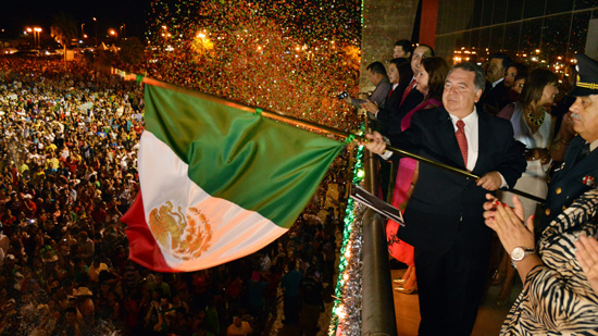Preside el alcalde Alberto Aguirre ceremonia del Grito de Independencia