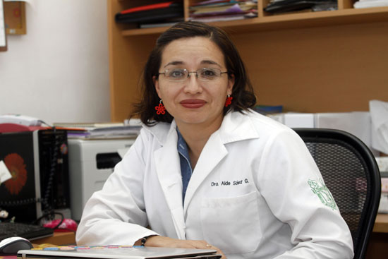 Primer lugar nacional en Química Sustentable, para la maestra de la UAC  Aidé Sáenz Galindo