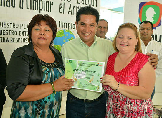 Reconocen y premian a grupos ecológicos que participaron en el programa de reciclaje Las R´S Educan
