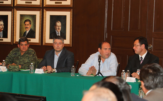 Encabeza gobernador reunión del Consejo de Salud en Coahuila