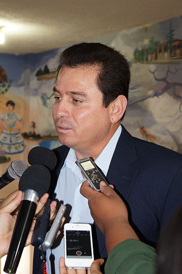 Establece César Gutiérrez acuerdos con CFE para ahorrar energía