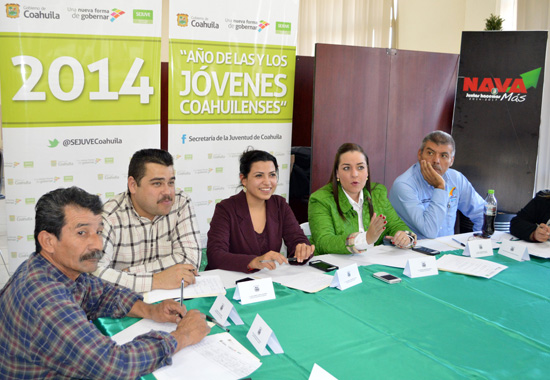 Presenta SEJUVE a alcaldes de los cinco manantiales plan de trabajo 2014, año de las y los jóvenes coahuilenses 
