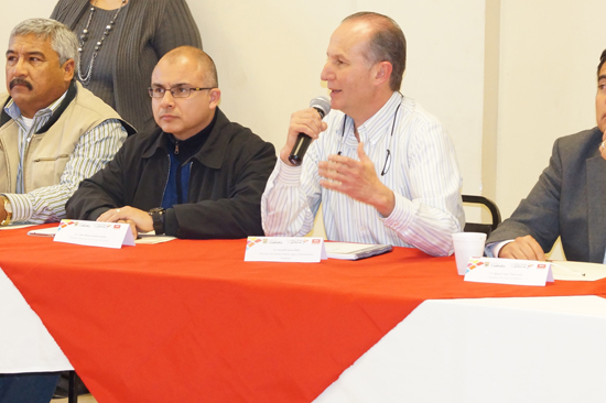 Preside César Gutiérrez encuentro de alcaldes con funcionarios estatales