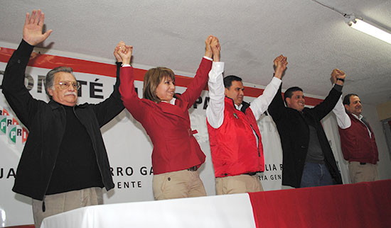 Rinde protesta Javier Navarro como presidente del PRI en Acuña