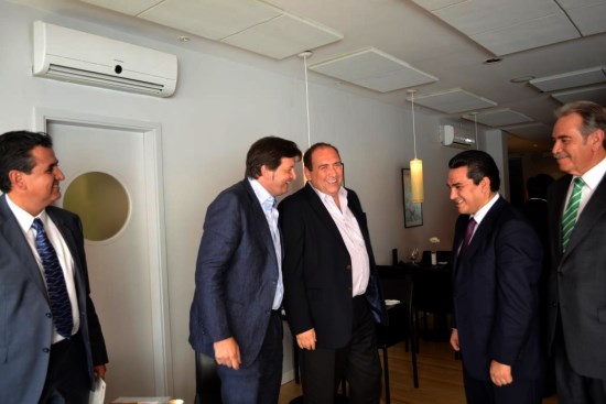 Se reúne Rubén Moreira con el presidente de la Cámara de Comercio Uruguayo Mexicana (CAMURMEX)