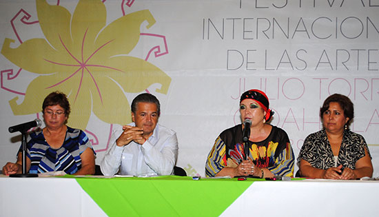 Presentan en Acuña el Festival Internacional de las Artes Julio Torri 2014