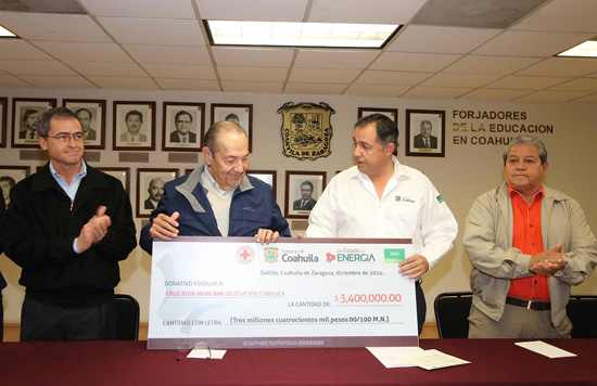 Entrega de recursos de la colecta escolar para la delegación Coahuila de la Cruz Roja Mexicana 2014 