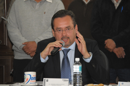 Entrega el Alcalde Licenciado Gerardo García Castillo informe al cabildo de Monclova 