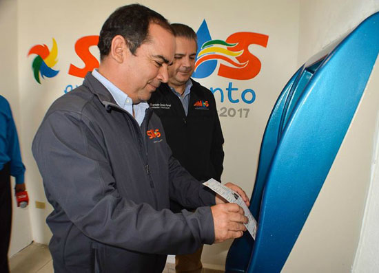 Inaugura alcalde Lenin Pérez “cajero automático” del sistema SIMAS 