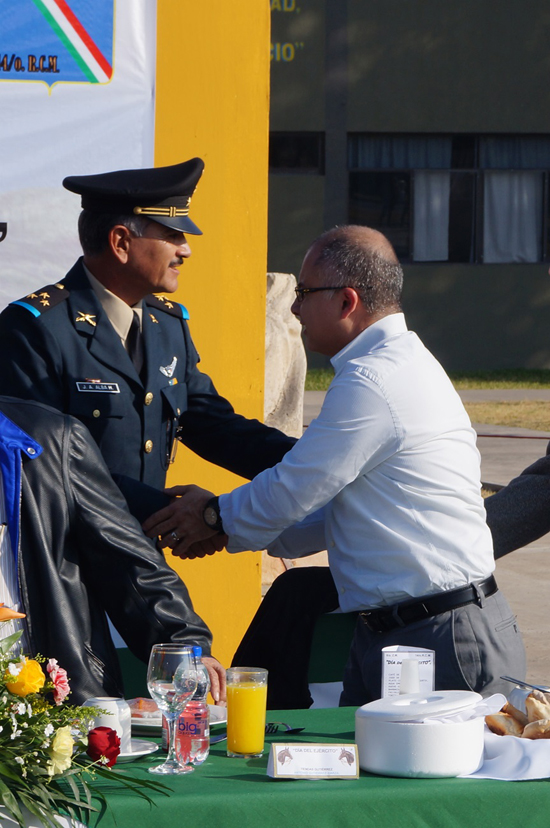 Celebra César Gutiérrez al Ejército en su día 