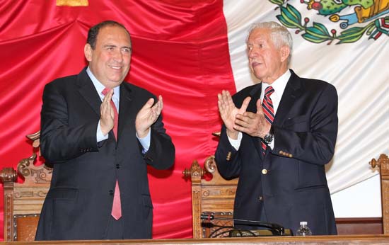 Con diálogo, acuerdo y respeto, Coahuila se transforma: Rubén Moreira Valdez 