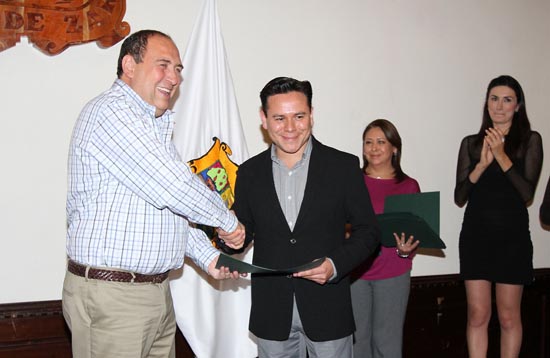 Entrega gobernador Rubén Moreira nuevos nombramientos 