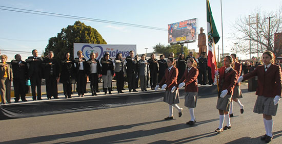 Festejan autoridades 97 Aniversario de la Constitución Mexicana