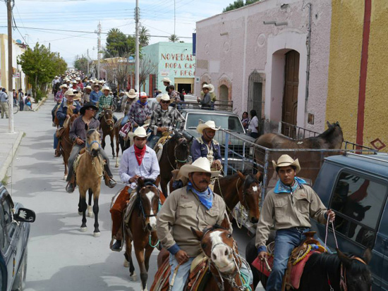 Pasean por Coahuila más de 6 mil personas durante el fin de semana