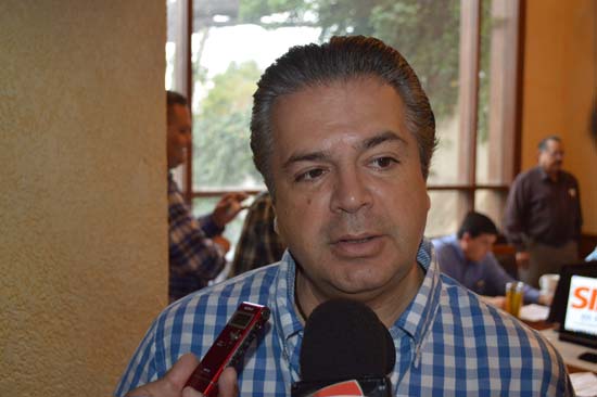 Preside el alcalde Evaristo Lenin Pérez Rivera segunda reunión del Consejo Municipal de SIMAS 