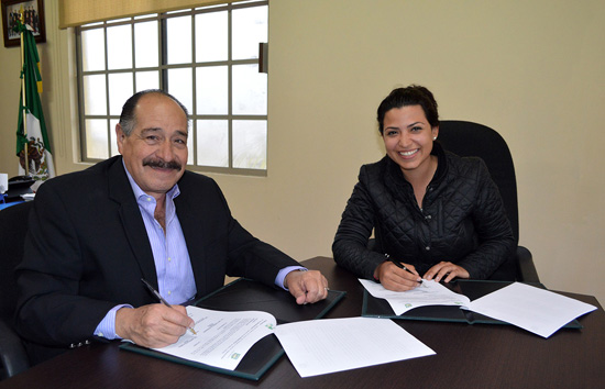 Signa municipio de Nava convenio de colaboración con la UTNC 