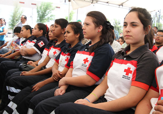 Encabeza Rubén Moreira colecta para la Cruz Roja 