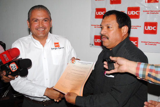 Es Sergio Garza candidato a diputado por UDC