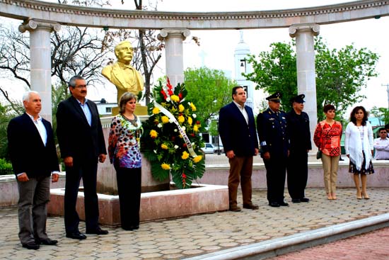 Festeja el gobierno de unidad el 208 aniversario del natalicio de Benito Juárez 