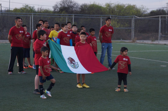 Inaugura César Gutiérrez escuela de fútbol municipal infantil “Venados” 