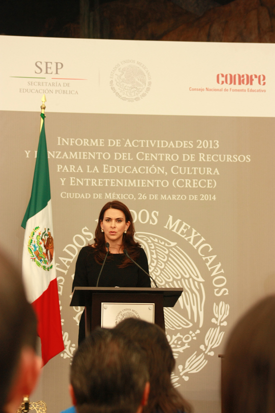 Presenta Carolina Viggiano su informe anual al frente del CONAFE 