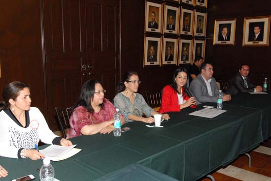 Presentan diagnóstico sobre situación de mujeres indígenas en Coahuila 