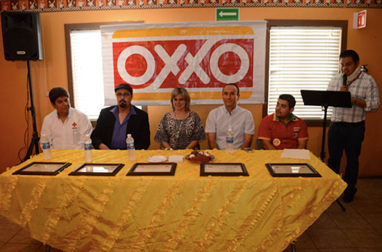 Recibe DIF donación de Empresa Oxxo para Casa Hogar “Manantial de Amor”