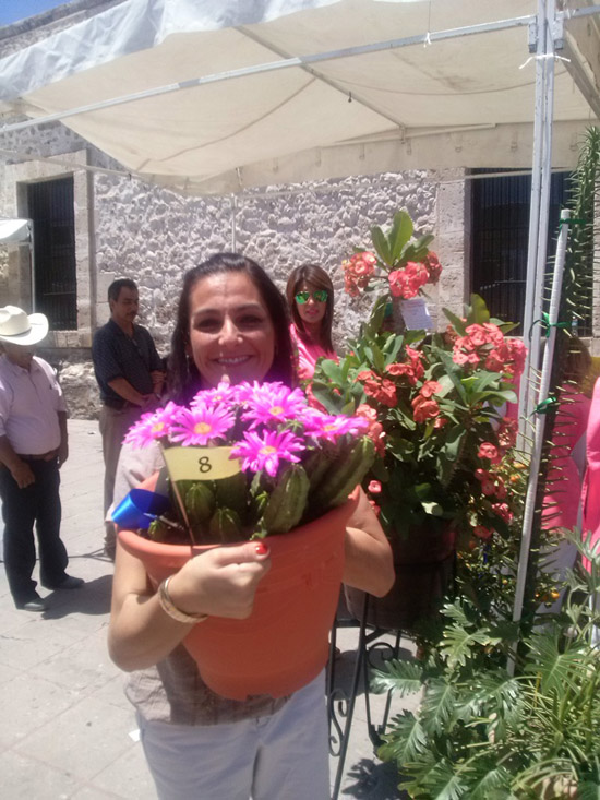 Todo un éxito el XX Festival de la Rosa y de la Planta en Monclova 