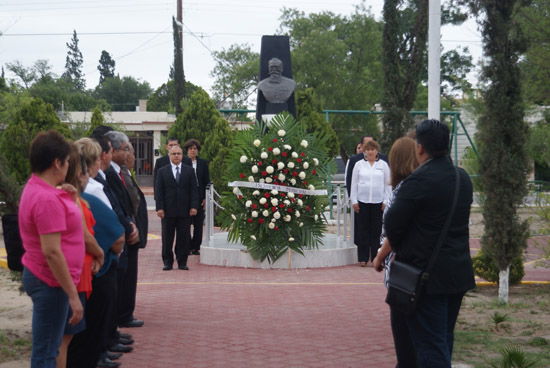 Ofrenda floral y Guardia de Honor a Don Venustiano Carranza 