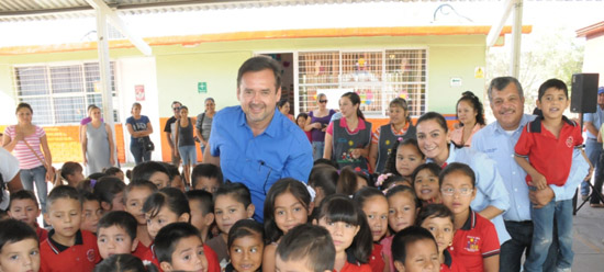 Participa el Alcalde en Activación Física con niños del Jardín Nicéforo Rodríguez 