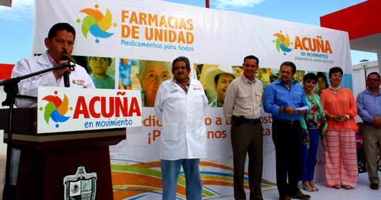 REALIZA ALCALDE EVARISTO LENIN PÉREZ INAUGURACIÓN DE SEGUNDA “FARMACIA DE UNIDAD” EN 2014.