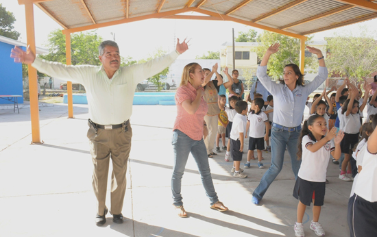 Realizan activación física en Jardín de Niños Pedro María Anaya 