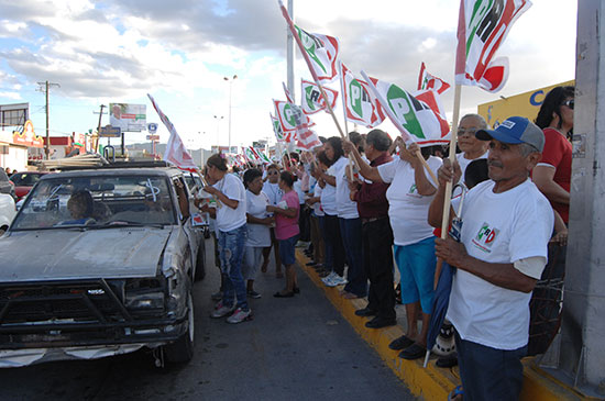 Cientos de priistas se dan cita para apoyar a Melchor Sánchez