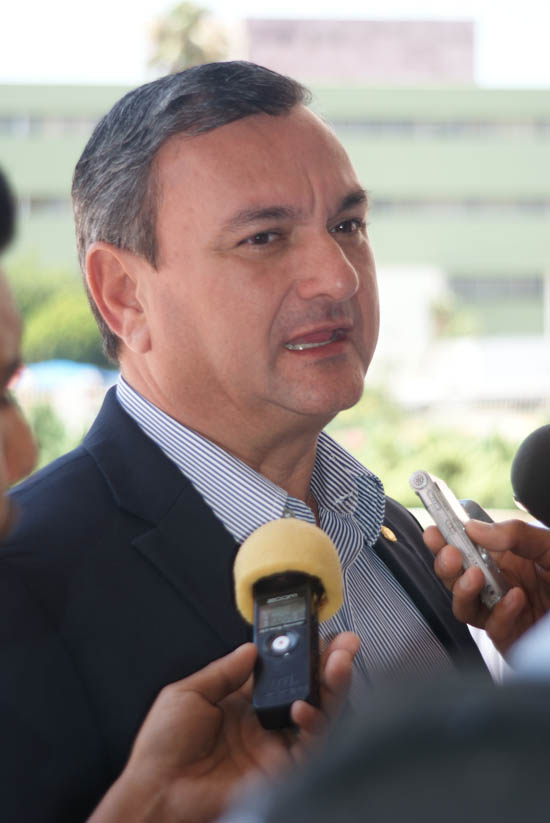 Presenta el diputado federal Héctor García, avance de reforma energética 
