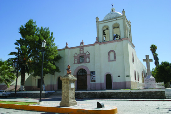 Iglesia y Colegio de San Ignacio de Loyola, Parras de la Fuente