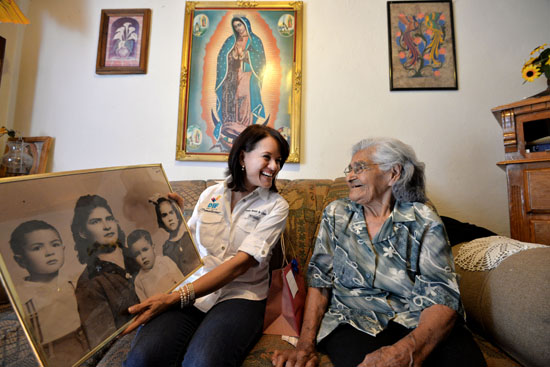 Celebra DIF Saltillo los 104 años de doña Enriqueta 