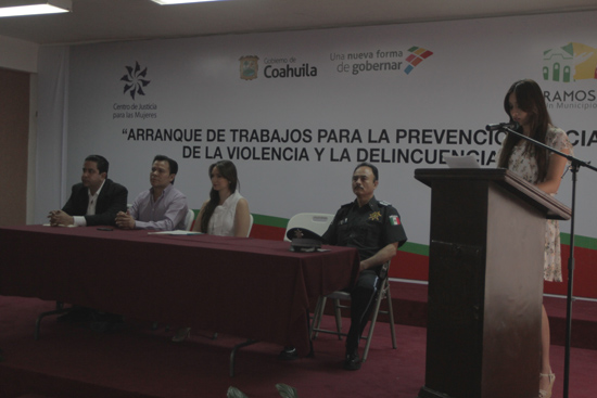 Combaten con talleres la violencia y la delincuencia en Ramos Arizpe 