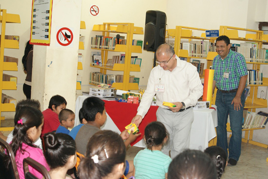 Inaugura César Gutiérrez programa “Mis vacaciones en la biblioteca” 
