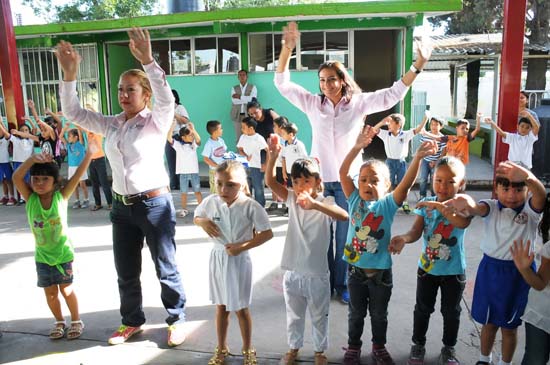 Realizan activación física en Jardín de Niños Jean Peaget Sector El Pueblo 