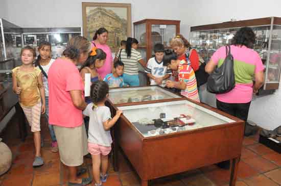 Celebran con nueva exposición el 37 Aniversario del Museo El Polvorín 