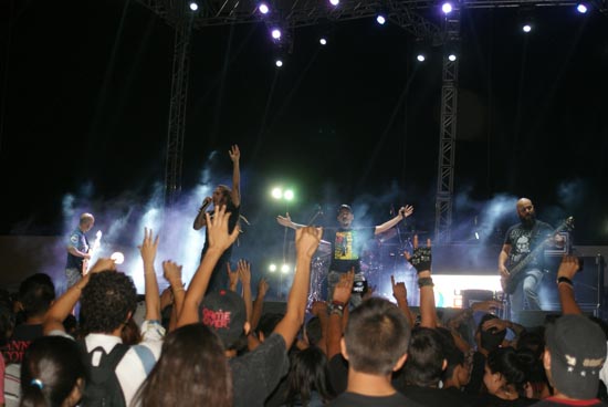 Éxito en Rosita Festival Rockoahuila 2014 