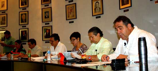 Preside el alcalde Evaristo Lenin Pérez sesión de cabildo del mes de agosto 2014 