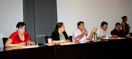 Preside el alcalde Evaristo Lenin Pérez sesión de cabildo del mes de agosto 2014 
