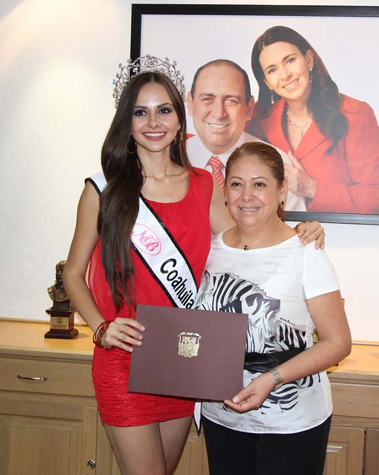 Agradece Señorita Coahuila 2014 apoyo de Rubén Moreira 
