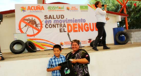 Continúa acciones preventivas contra “el dengue” en escuela primaria “Emiliano Zapata” 