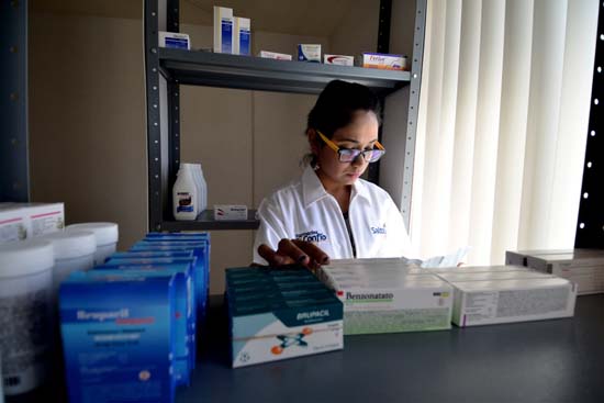 Ofrecen Farmacias Sí Confío medicamentos a bajo costo 