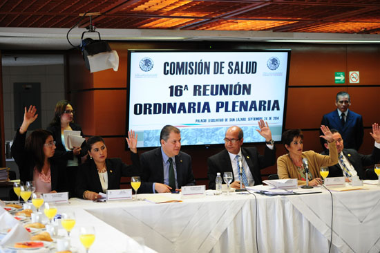 Presenta Mario Dávila su plan de trabajo ante la Comisión de Salud.