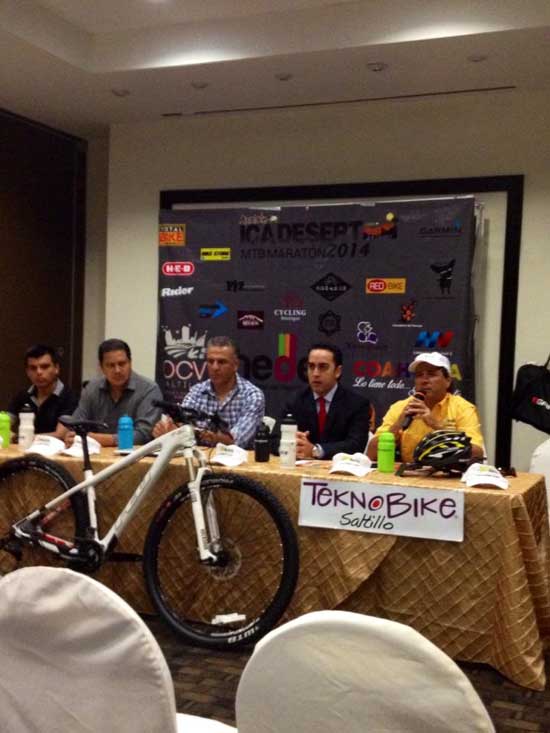 Ramos Arizpe invita al maratón Axolote ICA Desert 2014 